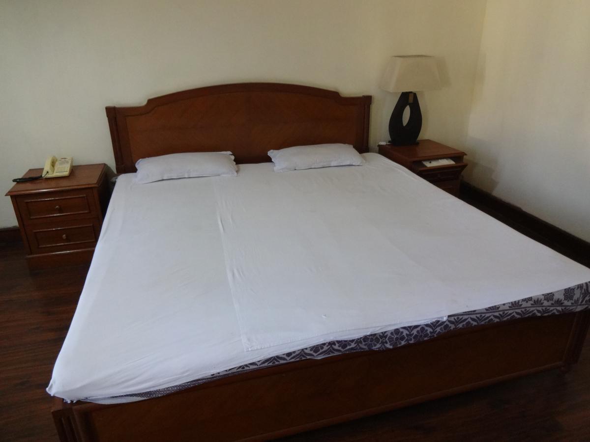 Hotel Sita Manor Гвалиор Номер фото